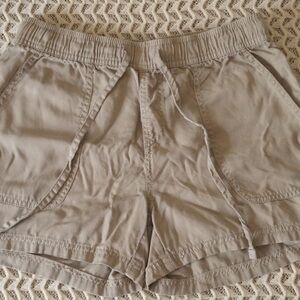 Women Green Khaki Shorts Drawstring Size XS